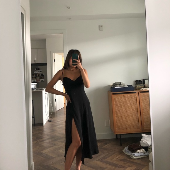 Aritzia Wilfred providence dress